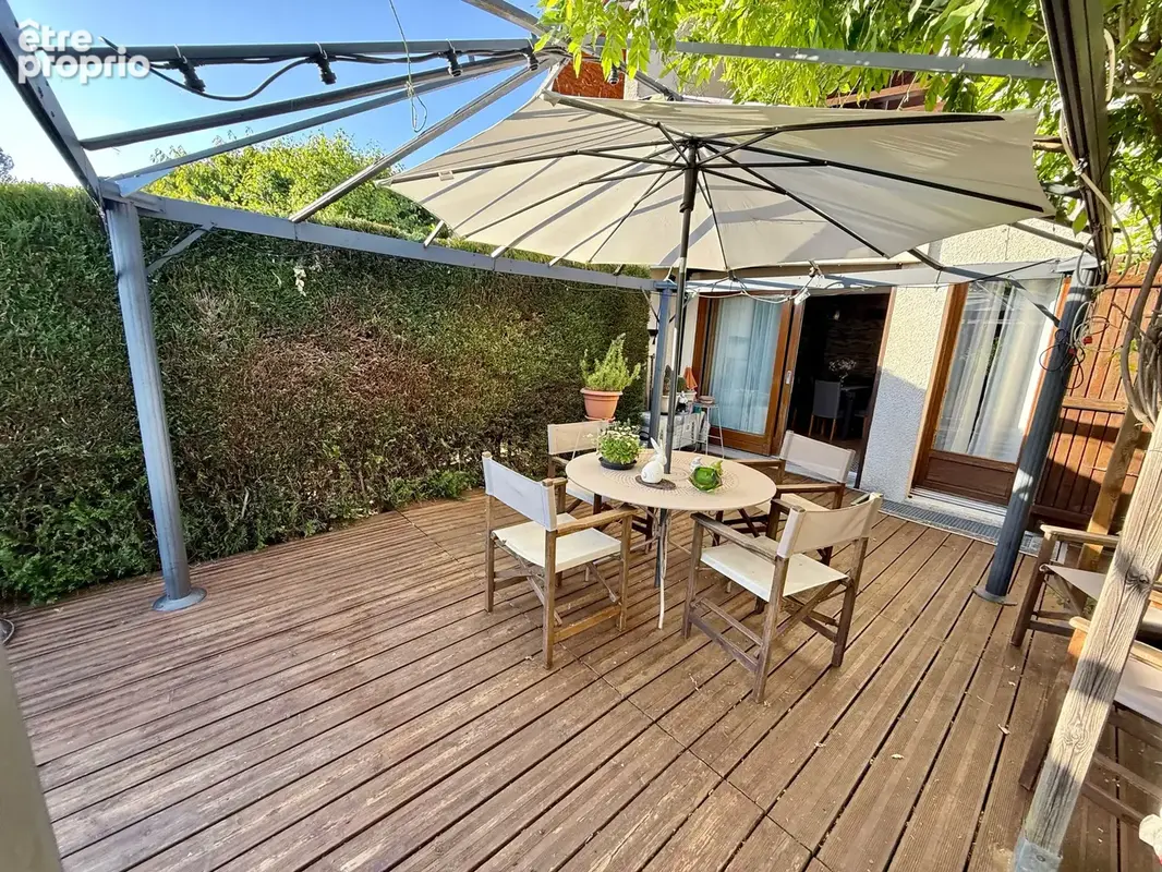 Maison à PREVESSIN-MOENS