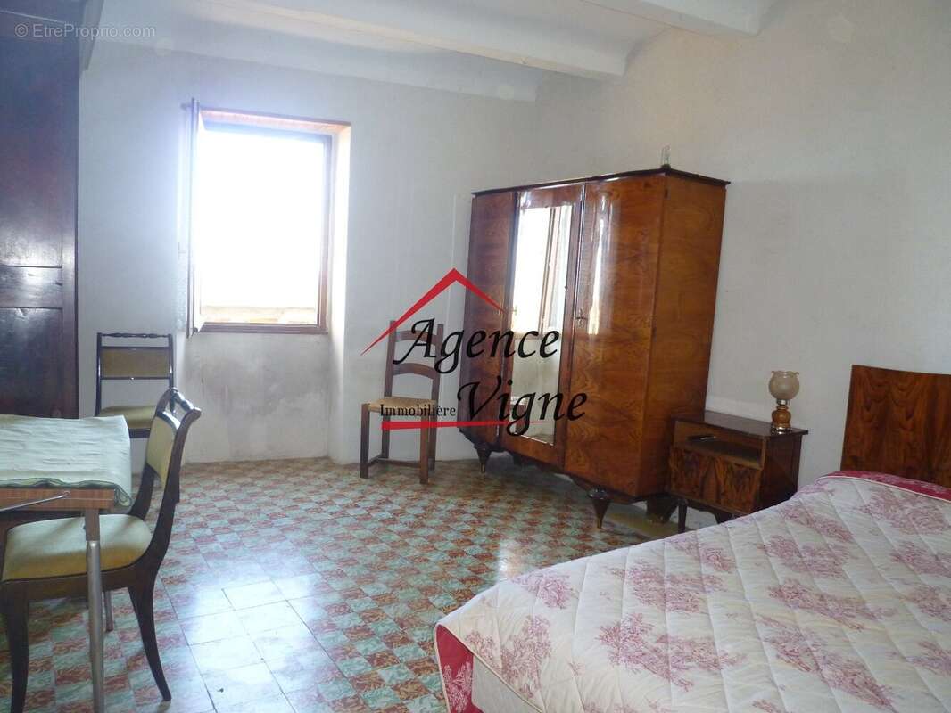 Maison de hameau avec remise aménageable - photo 8