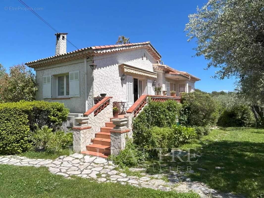 Maison à OPIO