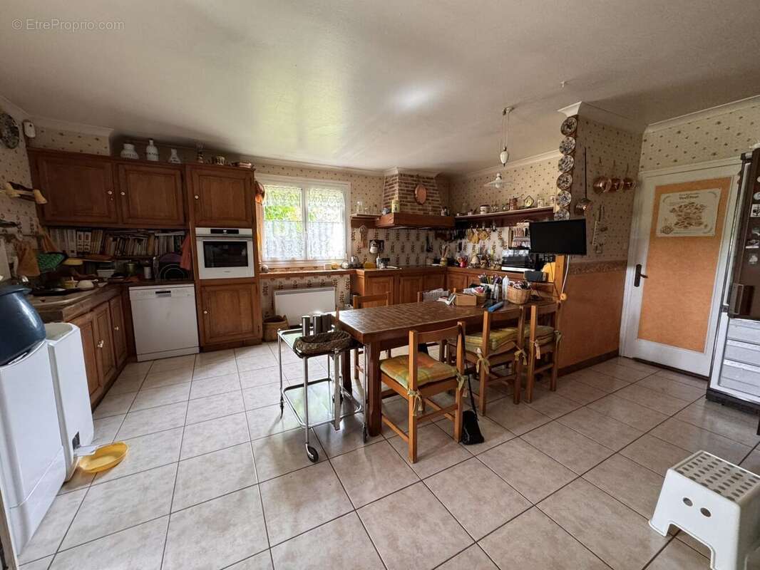 Maison 220 m² à Fontcouverte  - photo 8