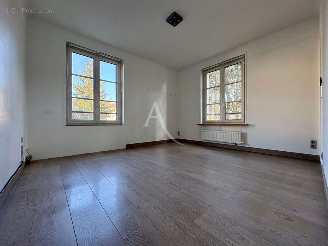 Appartement à GIF-SUR-YVETTE