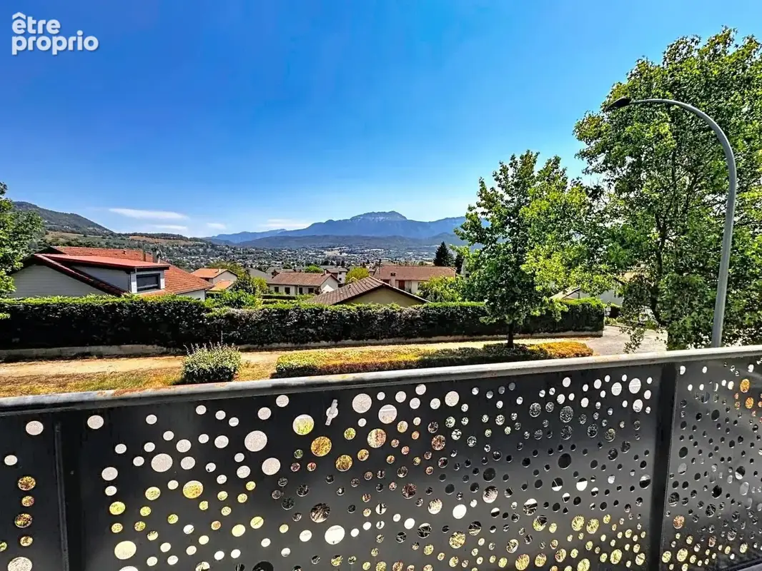Photo 1 - Maison à VOIRON