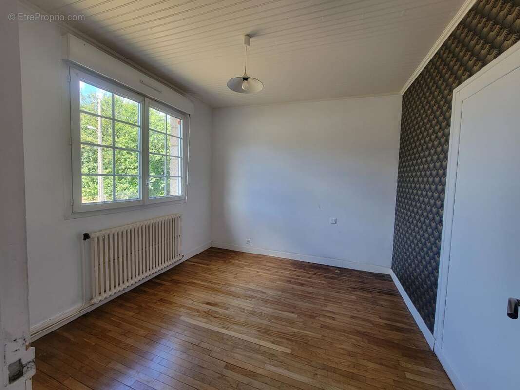 Maison 64 m² à Gourin  - photo 9