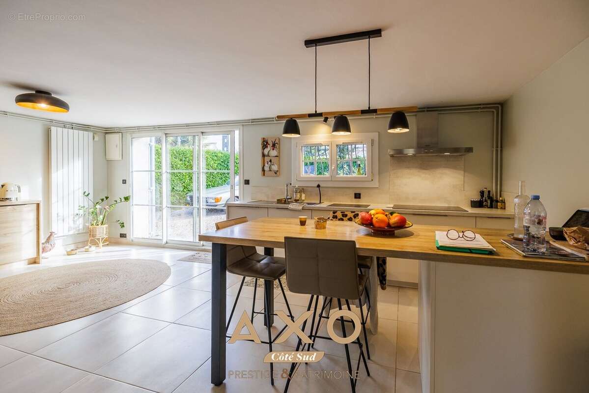 Maison à BOUC-BEL-AIR