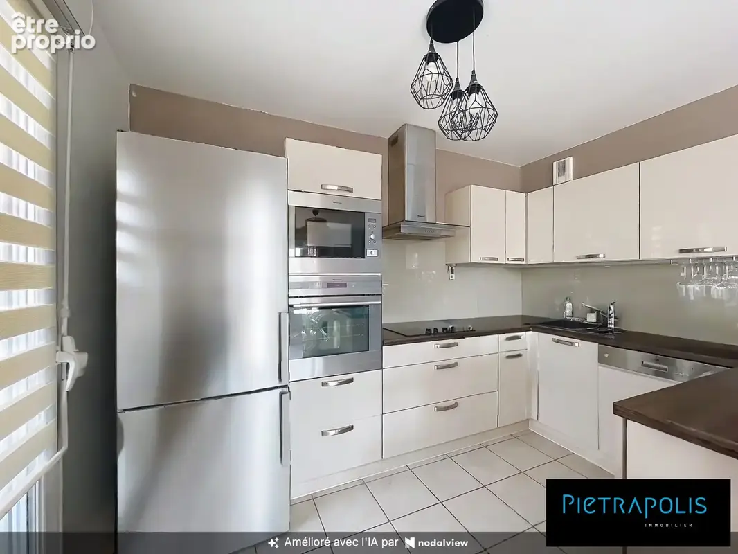Appartement 78 m² à Saint-Priest  - photo 4