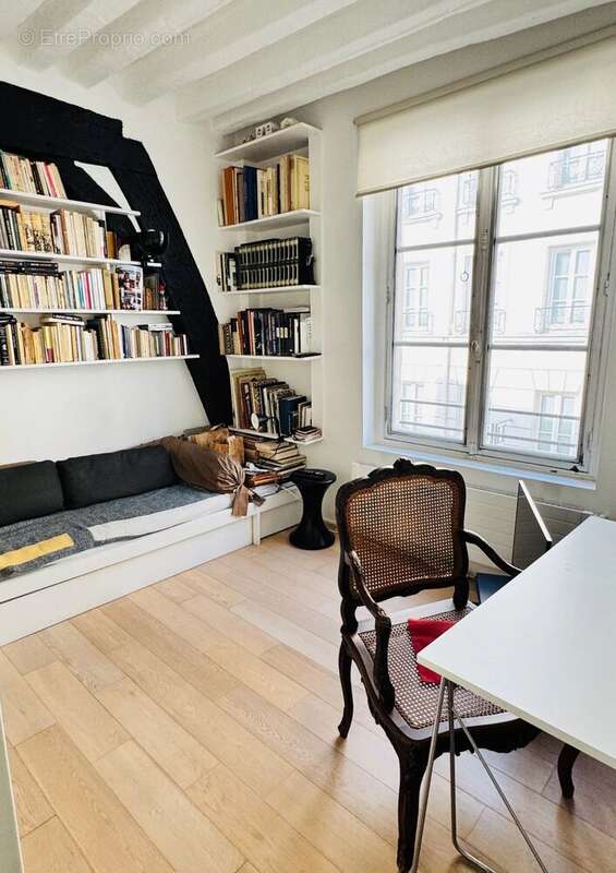 Appartement à PARIS-6E