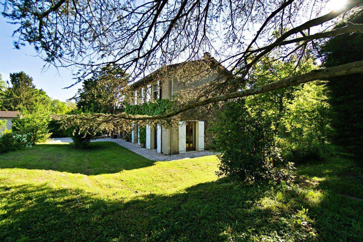 Maison à MESSIMY-SUR-SAONE