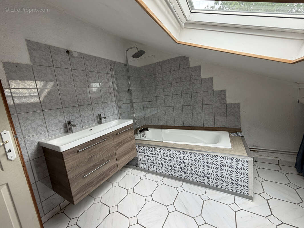 Maison mitoyenne d'un coté à Falck - photo 8