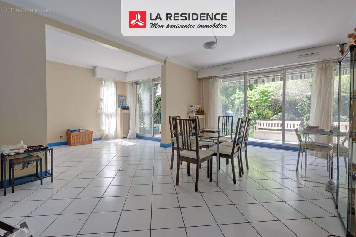 Appartement à SAINT-GRATIEN