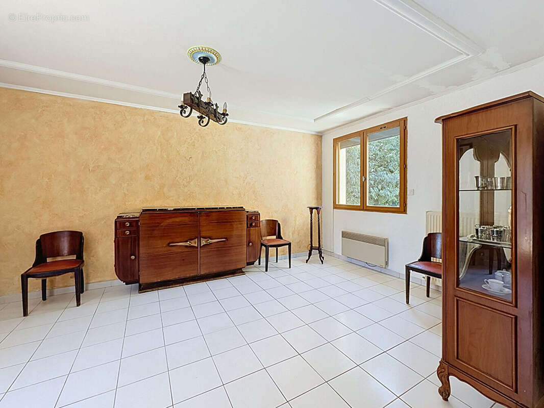 Maison 200 m² à Aix-En-Provence  - photo 5