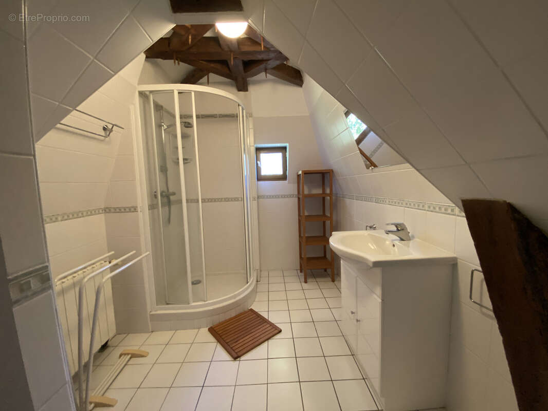 Maison à LAVAL-DE-CERE