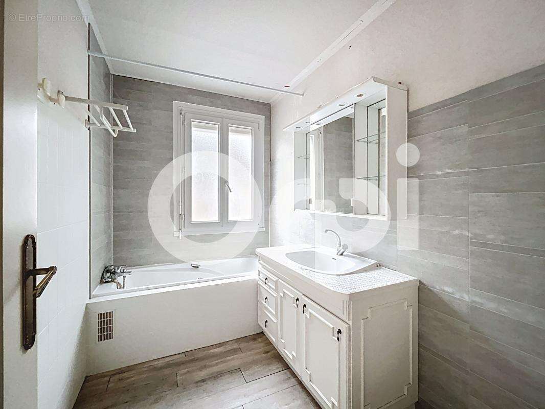 Appartement à BRIVE-LA-GAILLARDE