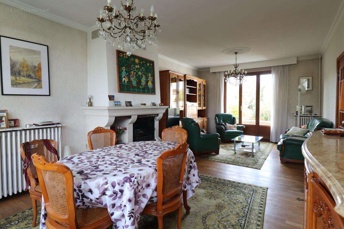 Maison à JUVISY-SUR-ORGE