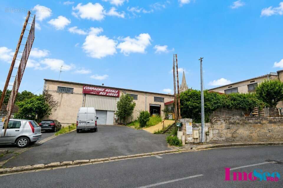 Entrepot à vendre - photo 2