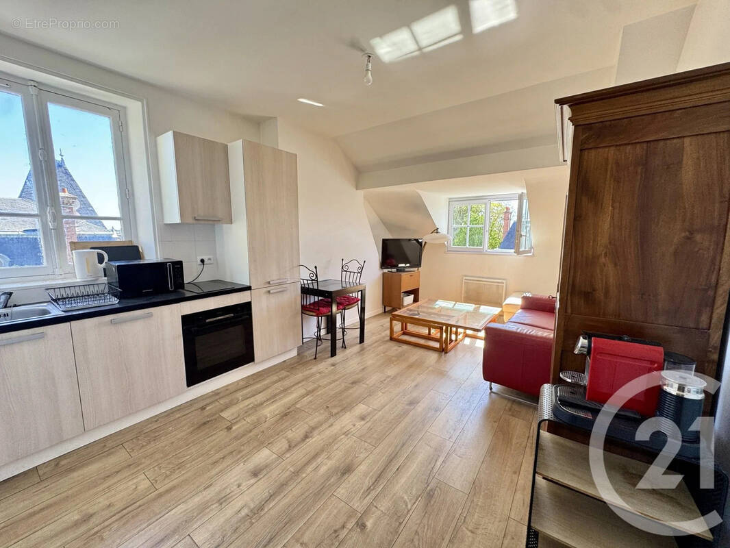Appartement à FONTAINEBLEAU