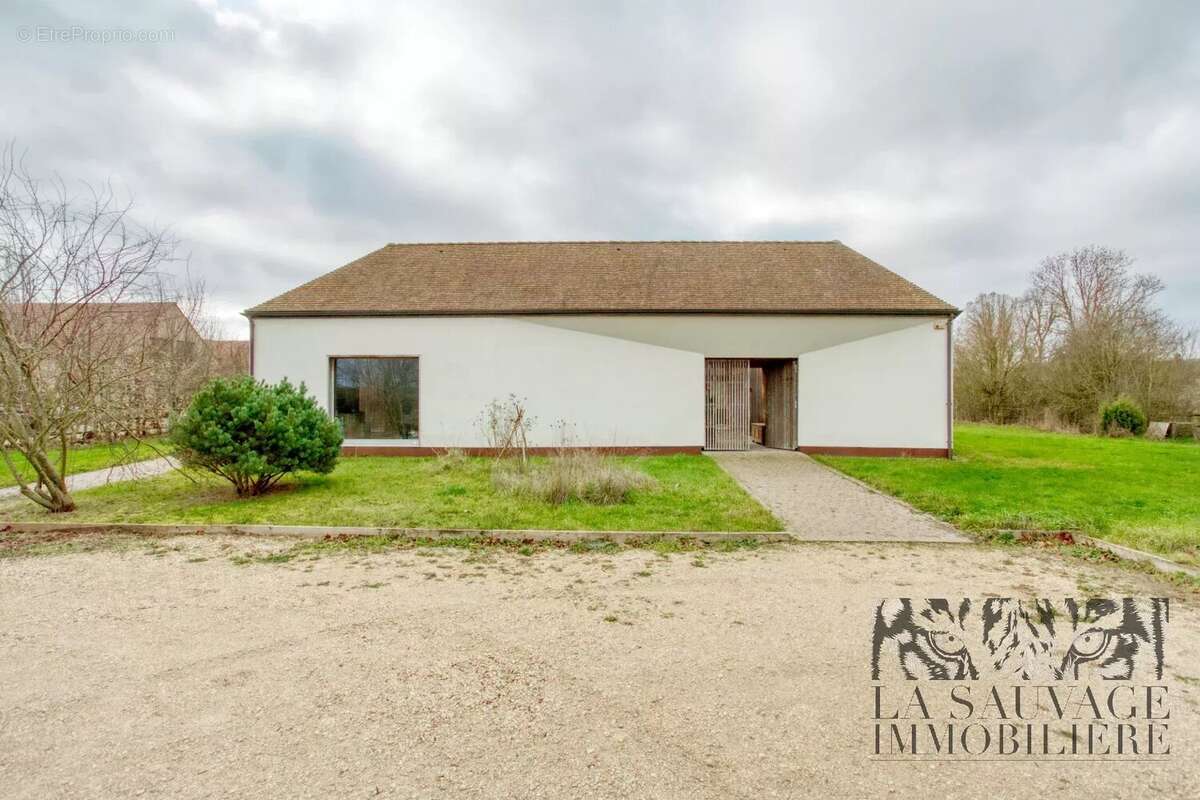 Maison à GROSROUVRE