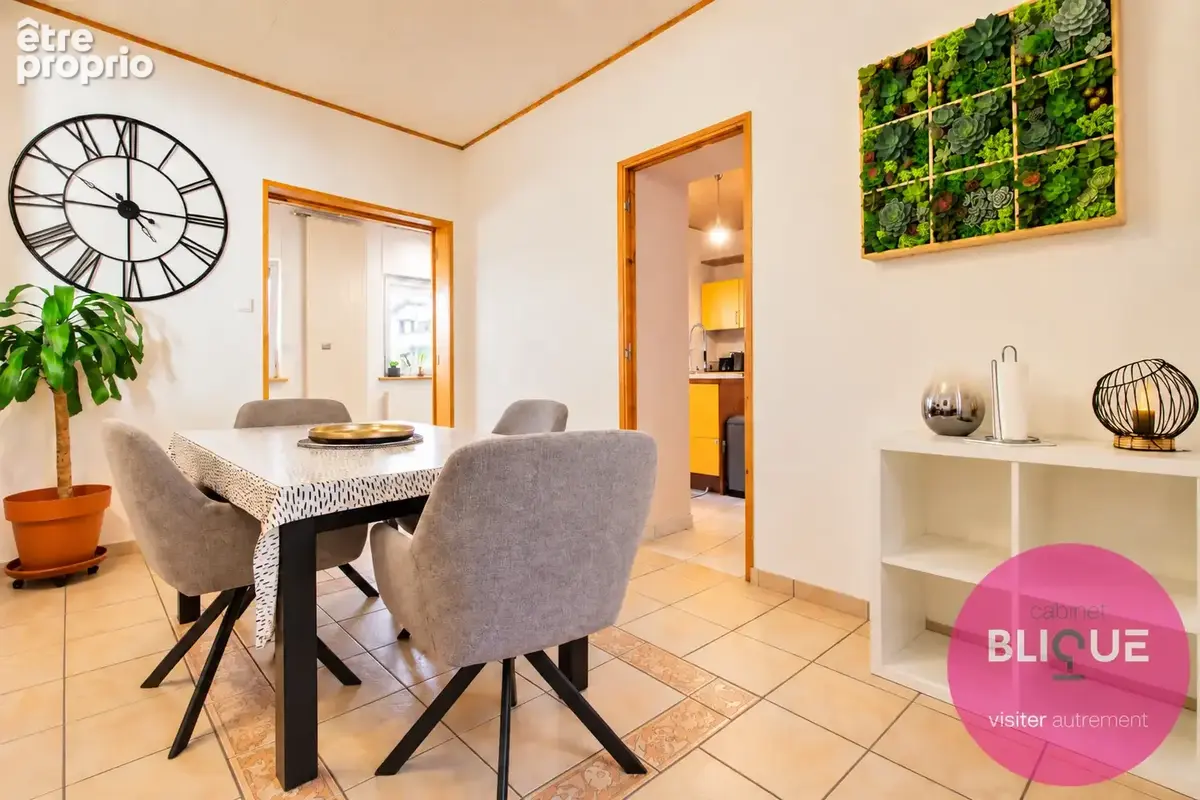 Une maison familiale avec cour au soleil et cave a vin : on signe ou ? - photo 20