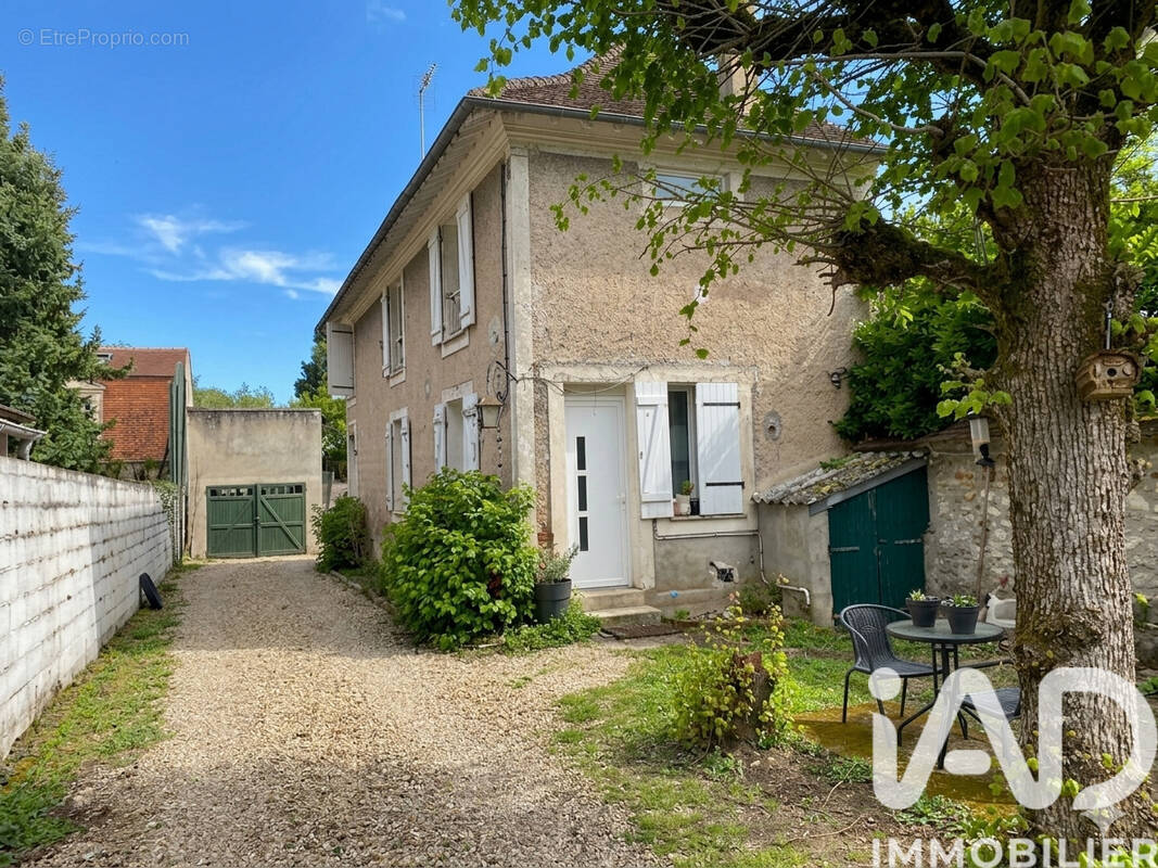 Photo 1 - Maison à HERICY