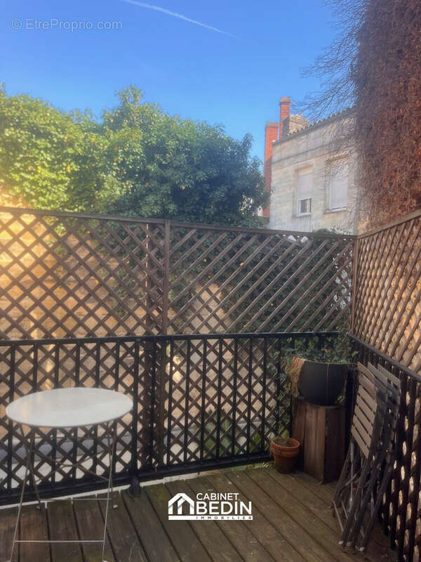 Appartement à BORDEAUX