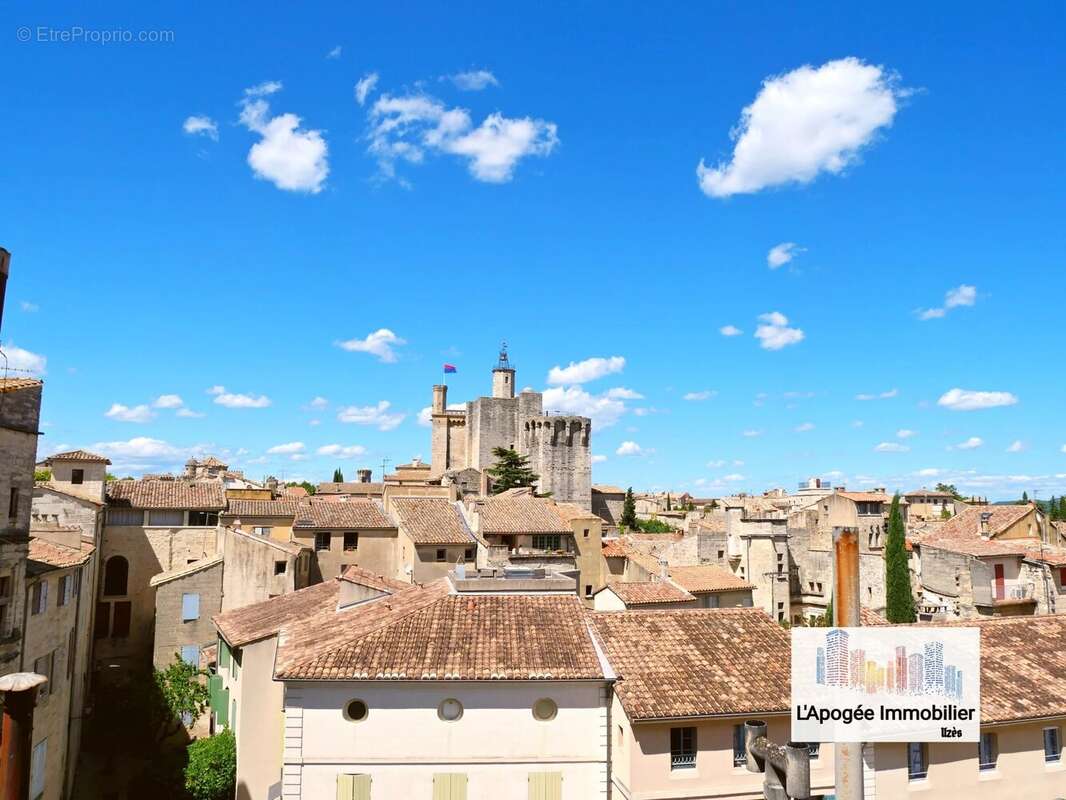 Appartement à UZES