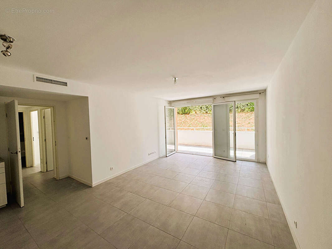 Appartement à ROUSSET