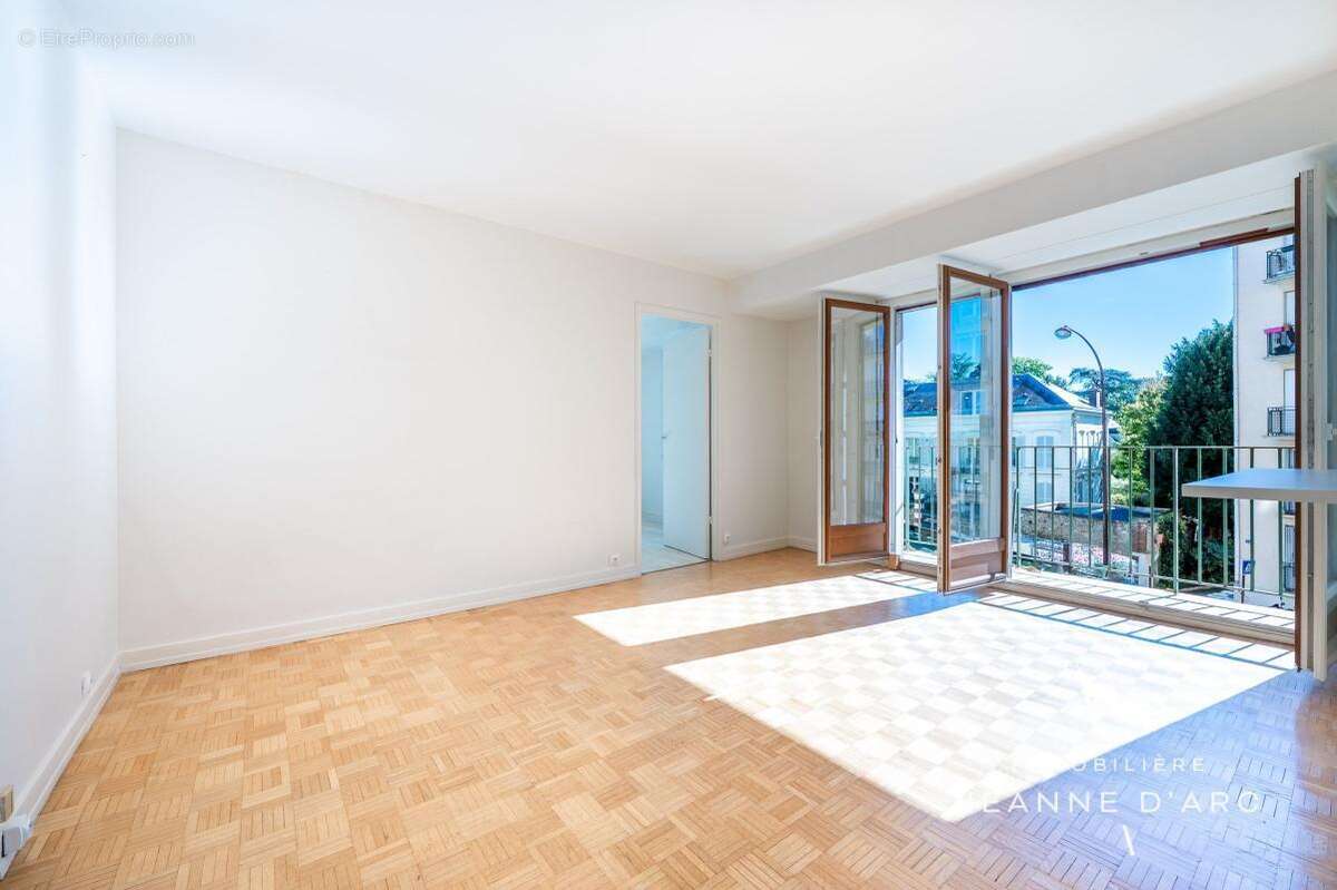 Appartement à VERSAILLES