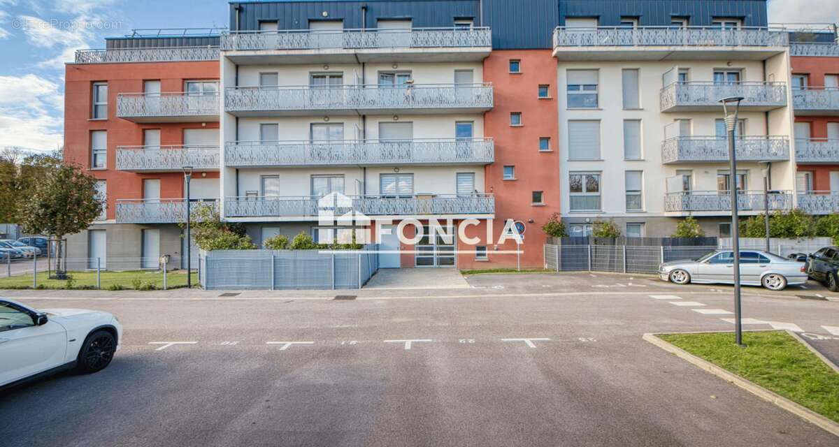 Appartement à AUBERGENVILLE