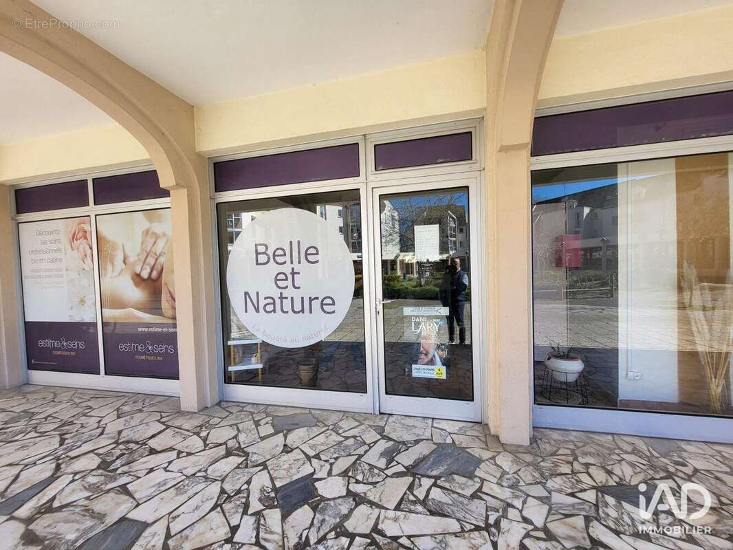 Photo 2 - Commerce à CHAMBRAY-LES-TOURS