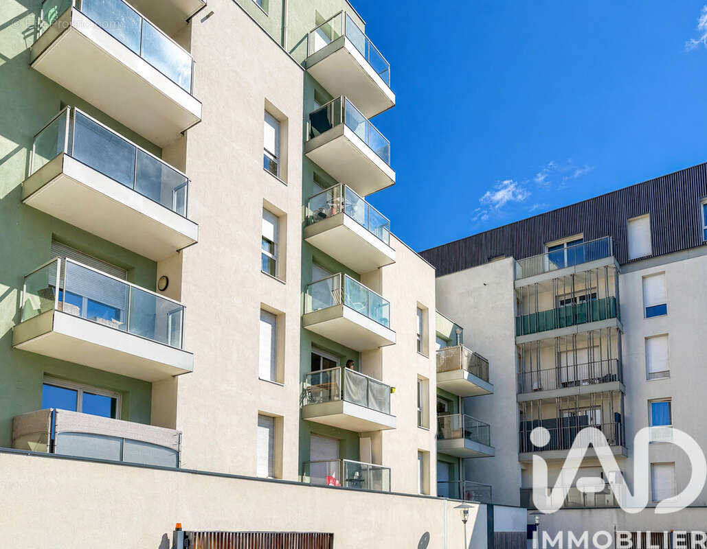 Photo 6 - Appartement à VILLEURBANNE