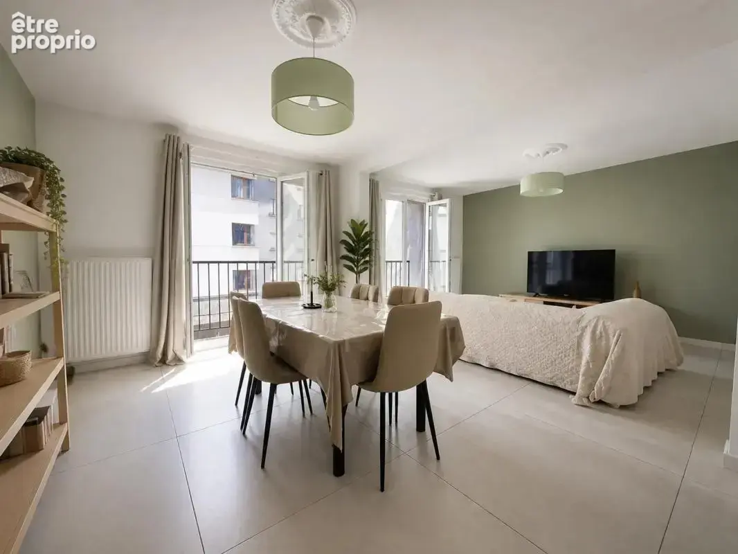 Appartement à SAINT-ETIENNE