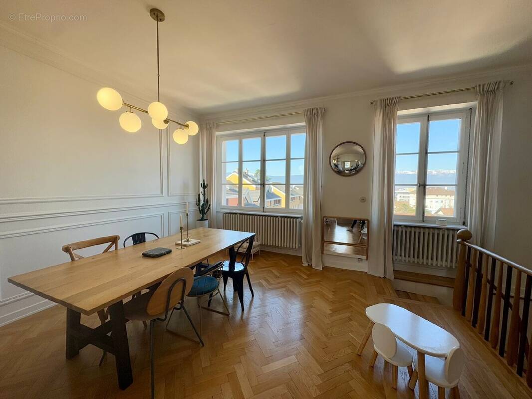 Appartement à SAINT-JULIEN-EN-GENEVOIS