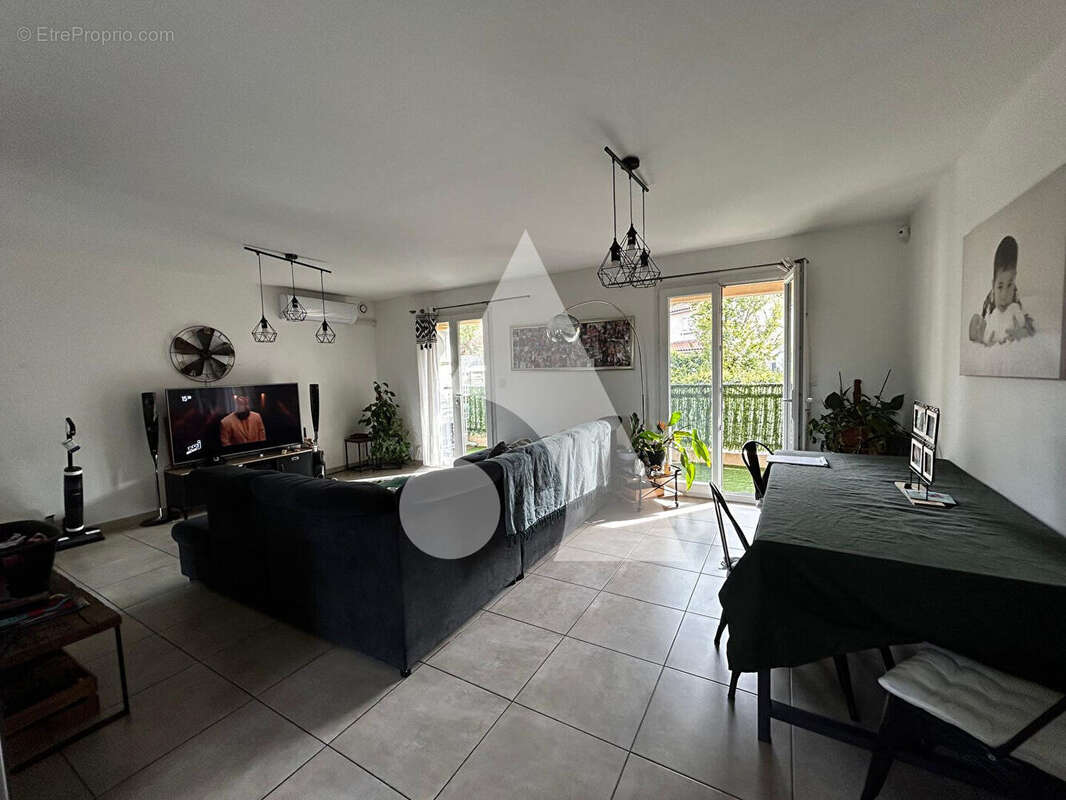 Maison à SAINT-MAXIMIN-LA-SAINTE-BAUME