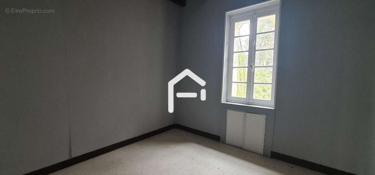 Maison 70 m² à Objat  - photo 9