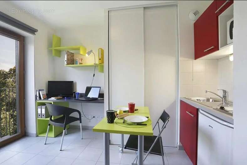 INVESTISSEMENT LOCATIF  Biot  Résidence étudiante Le Magister - 4,58 % de rentabilité - photo 5