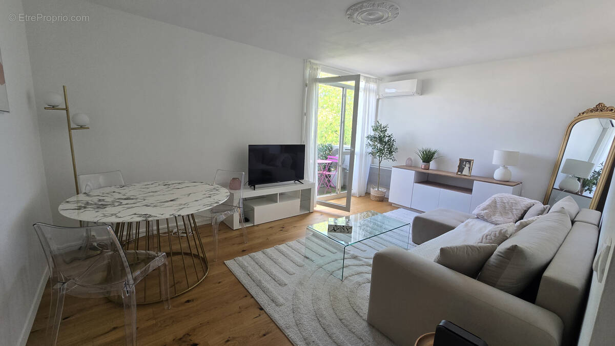 Appartement à NIMES