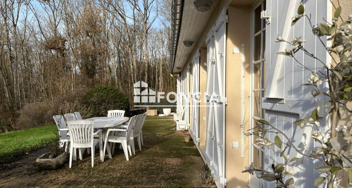 Maison à MORANCEZ