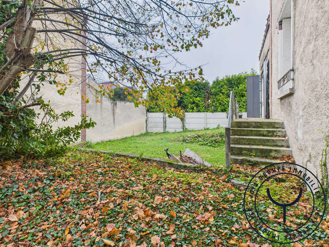 Maison à ROMILLY-SUR-SEINE