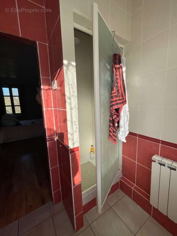 Maison à LA CELLE-DUNOISE