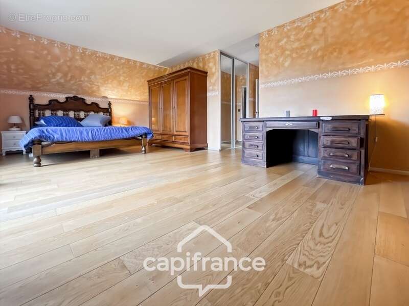 Maison à VILLECRESNES