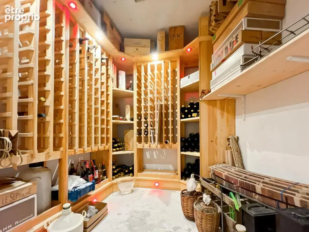 À vendre : Maison de maître d’exception à Quarante  - photo 15