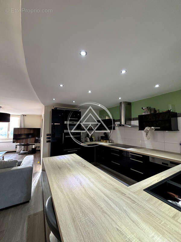 Appartement à ROMANS-SUR-ISERE