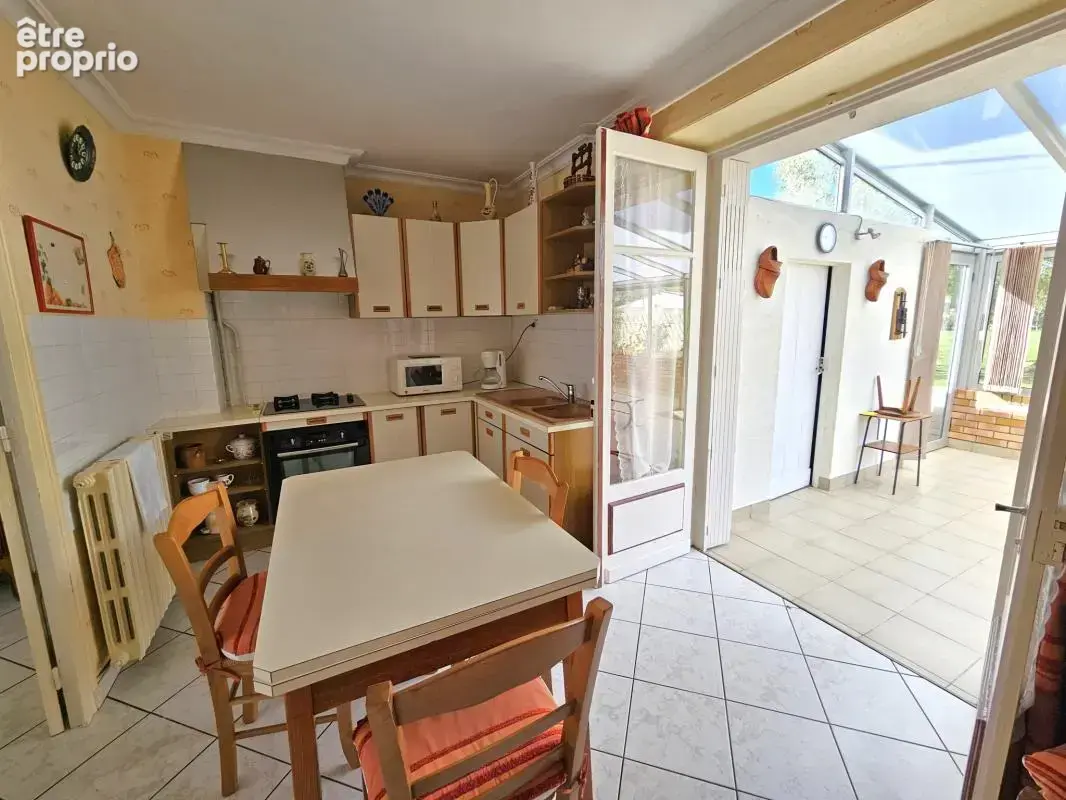 Maison familiale avec 4 chambres dépendances et terrain COUF - photo 2