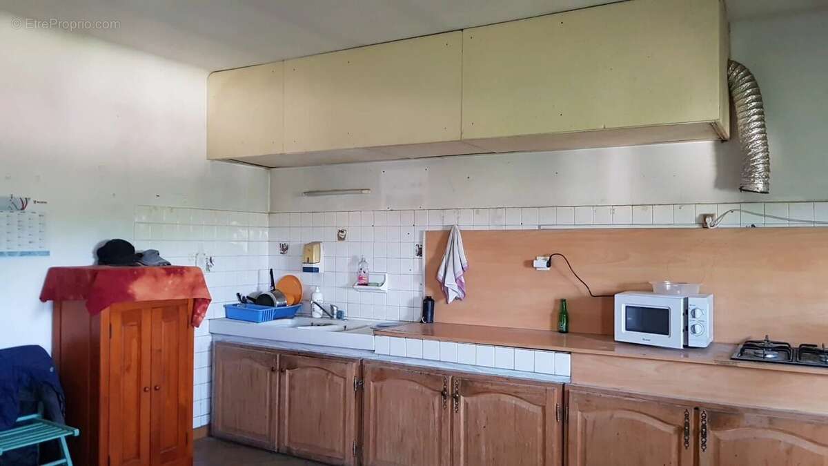 Maison à CASTELNAU-MONTRATIER