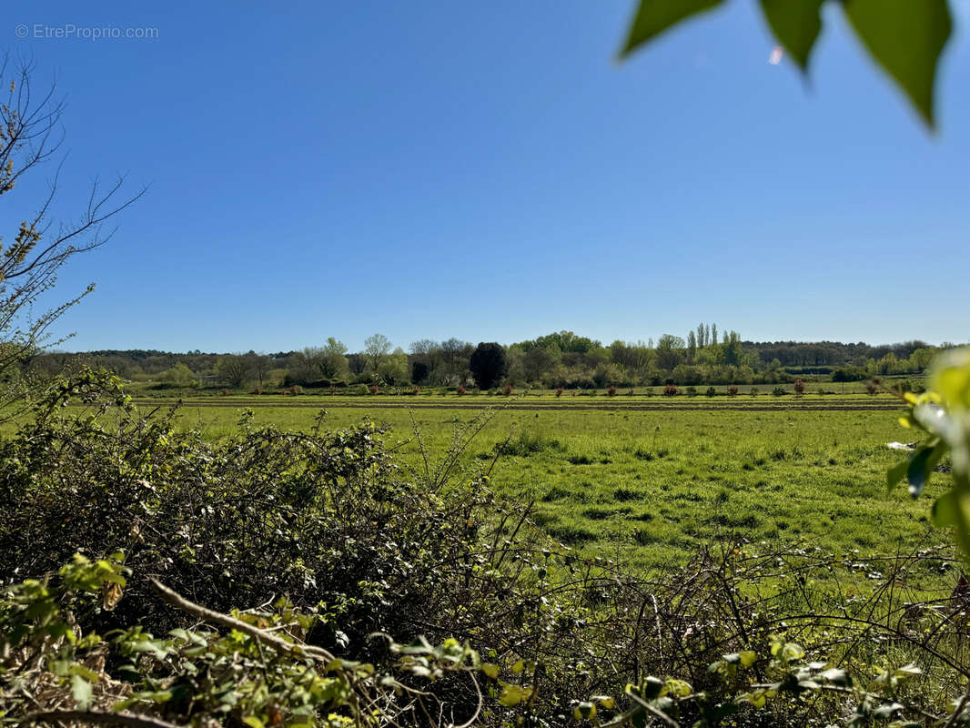 Terrain à UZES
