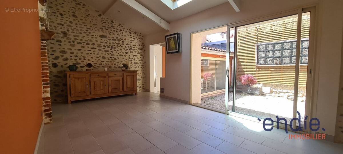 Maison à TOURNAY