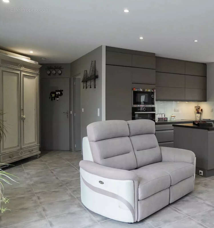 Appartement d'exception - en plein coeur du centre-ville de royan - - photo 8