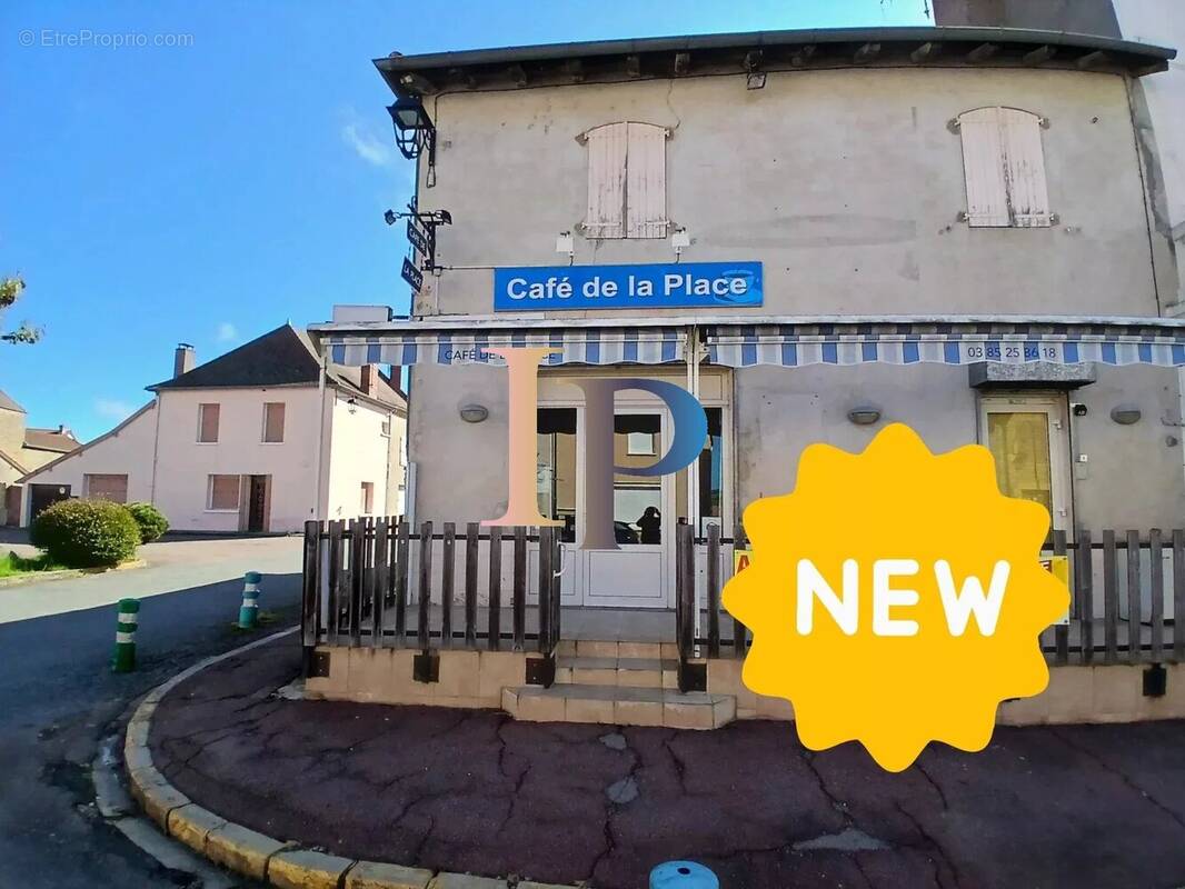Maison à CHARLIEU