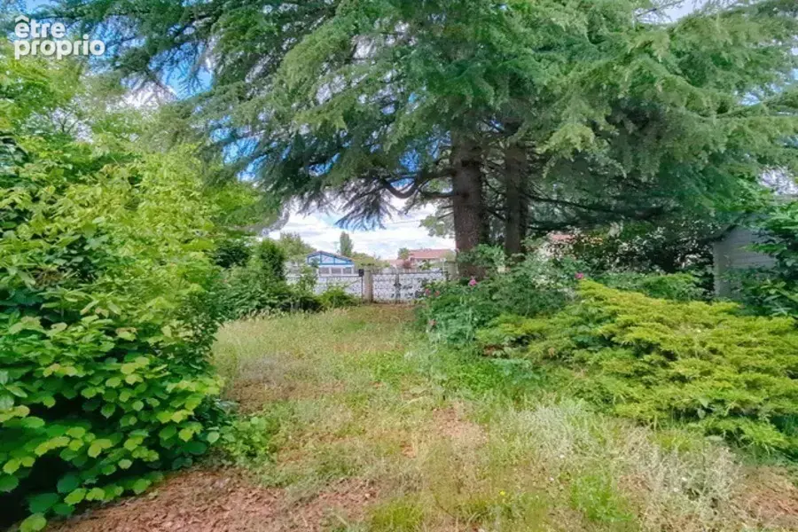 Terrain à MERIGNAC