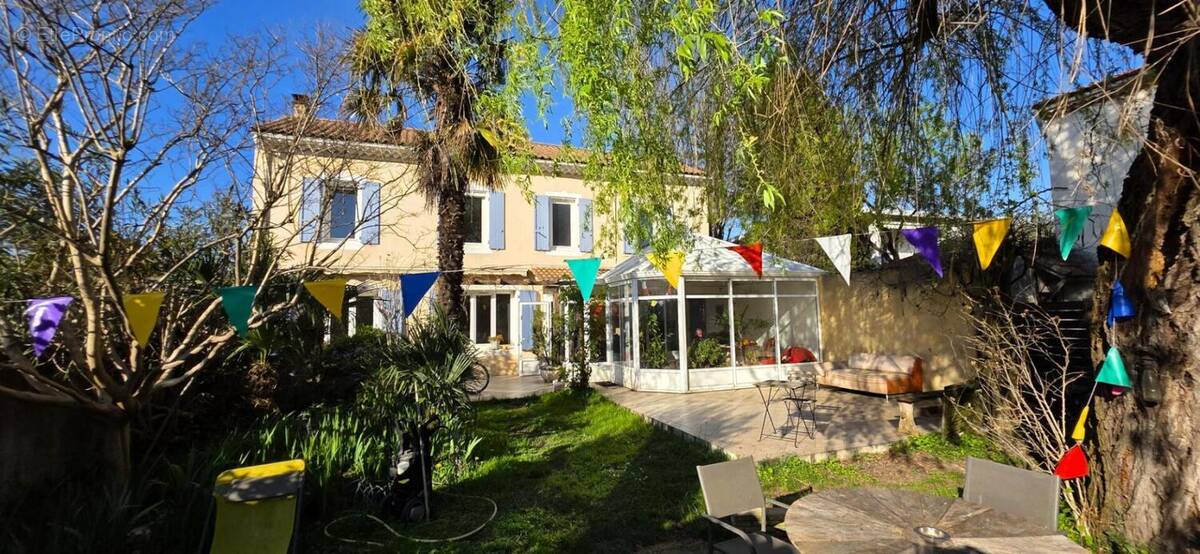 Maison à MONTELIMAR