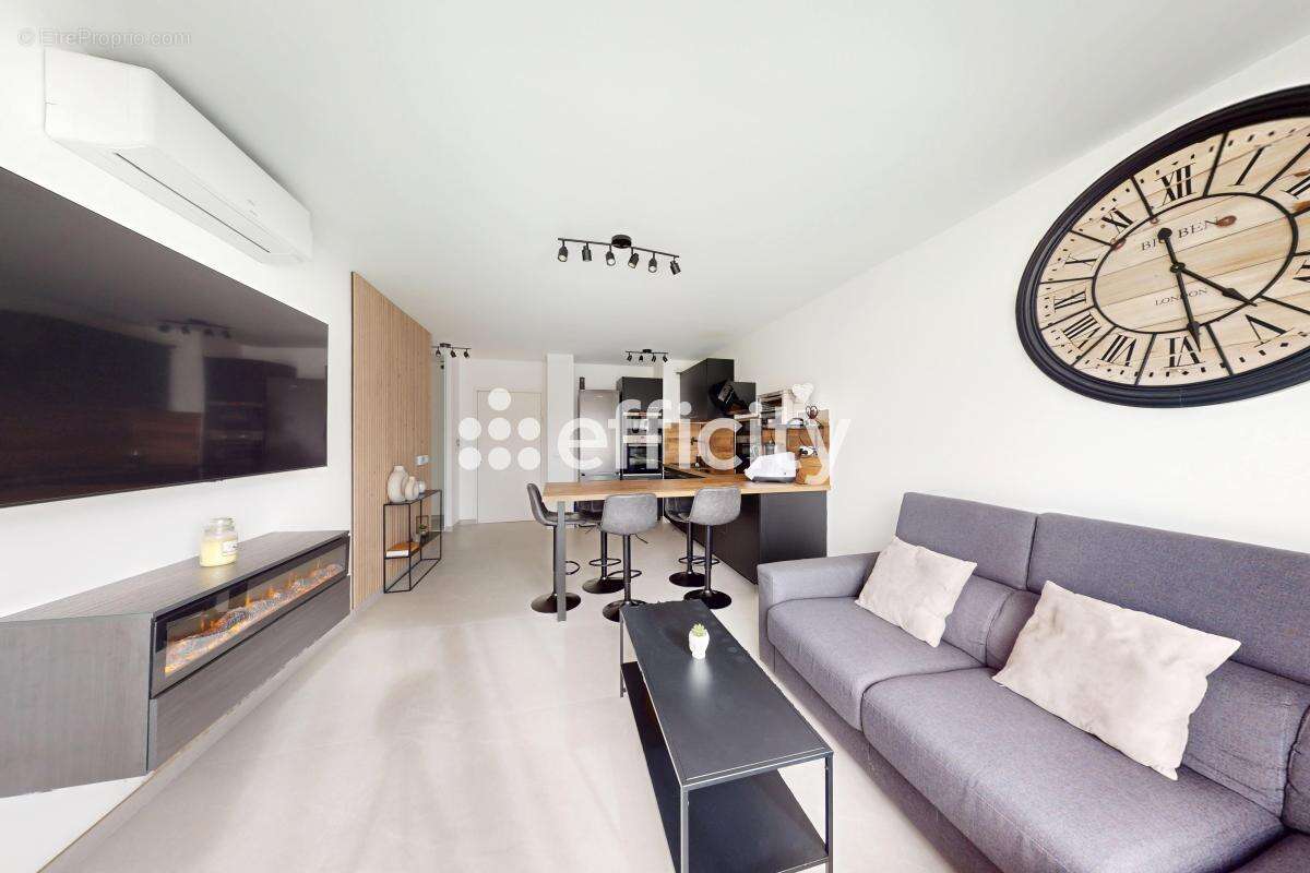 Appartement à VOURLES